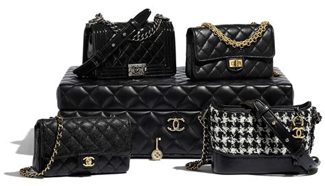 chanel gift box with 4 classic bags price|Chanel gift set 2022.